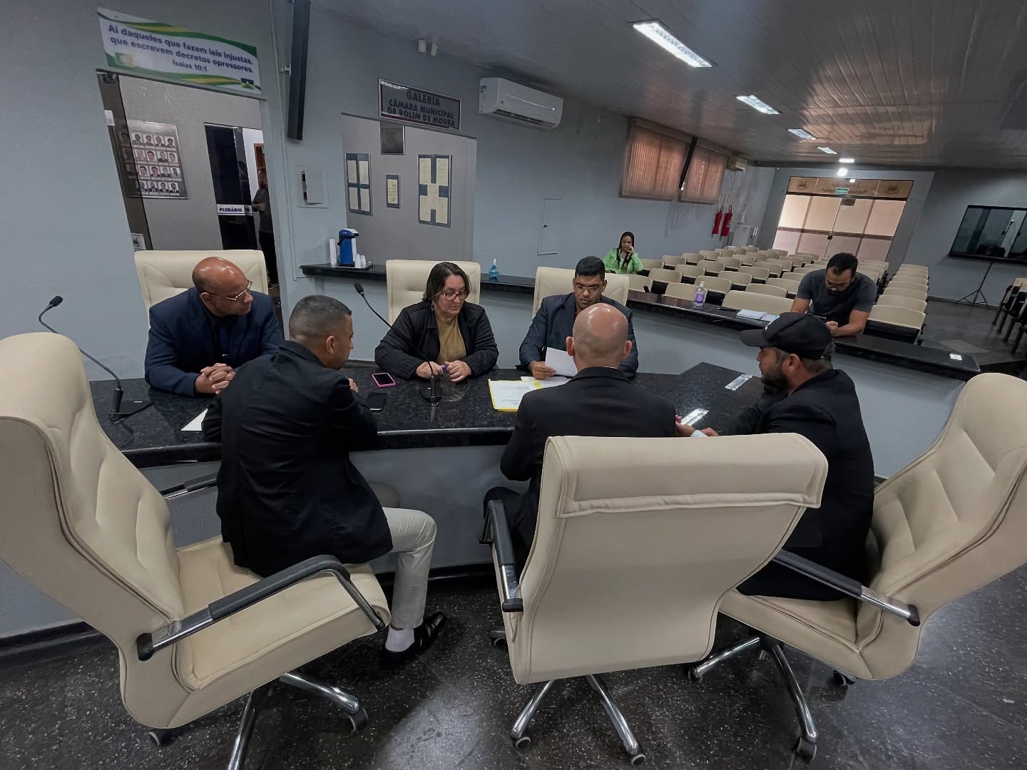 Câmara Municipal aprova projeto de lei para abertura de crédito para SEMEC, visando melhoria na educação 