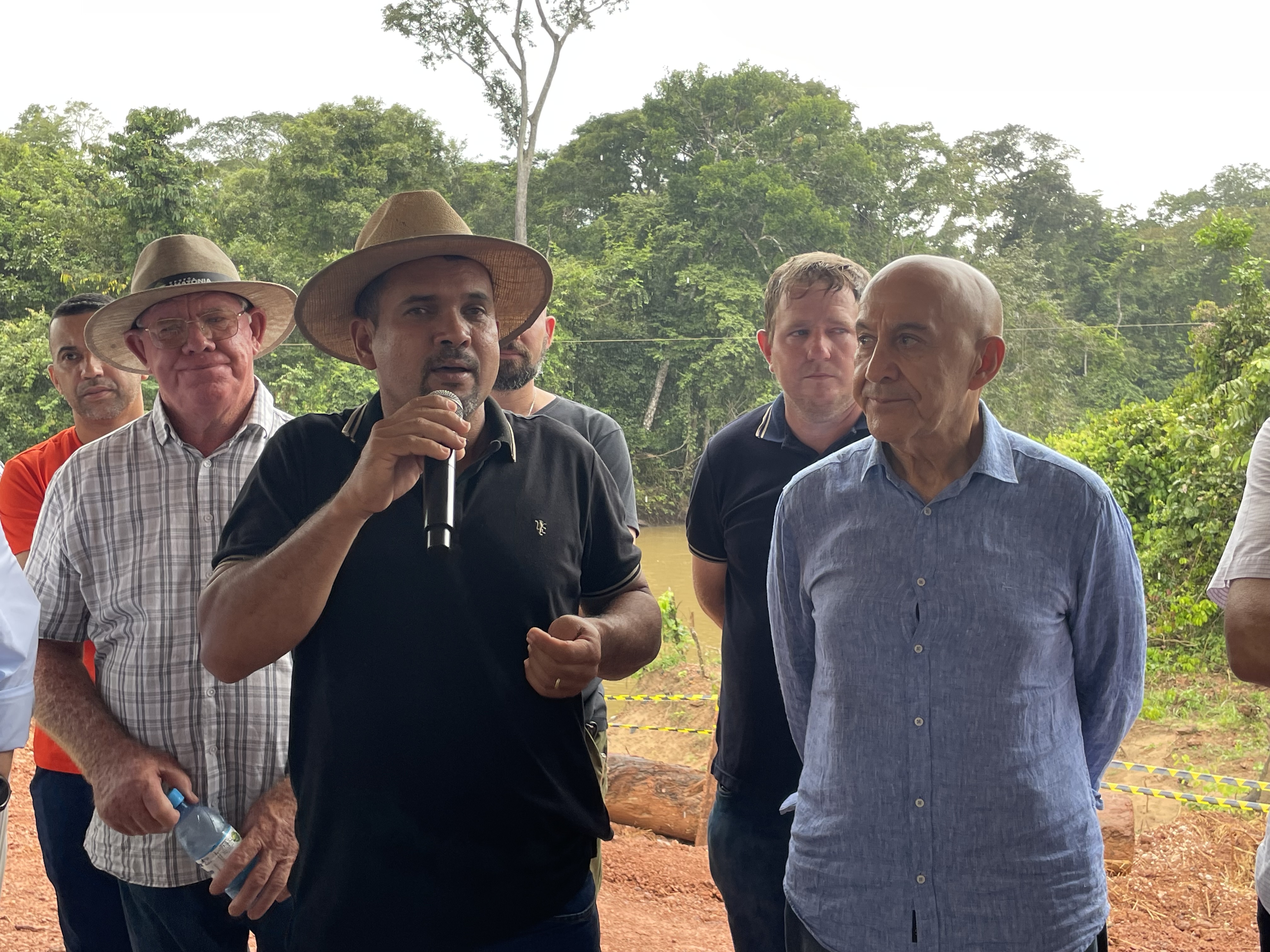 Após conclusão da Ponte da Linha 196 sul, vereador Cidinei da 200 agradece senador Confúcio Moura pelo recurso destinado