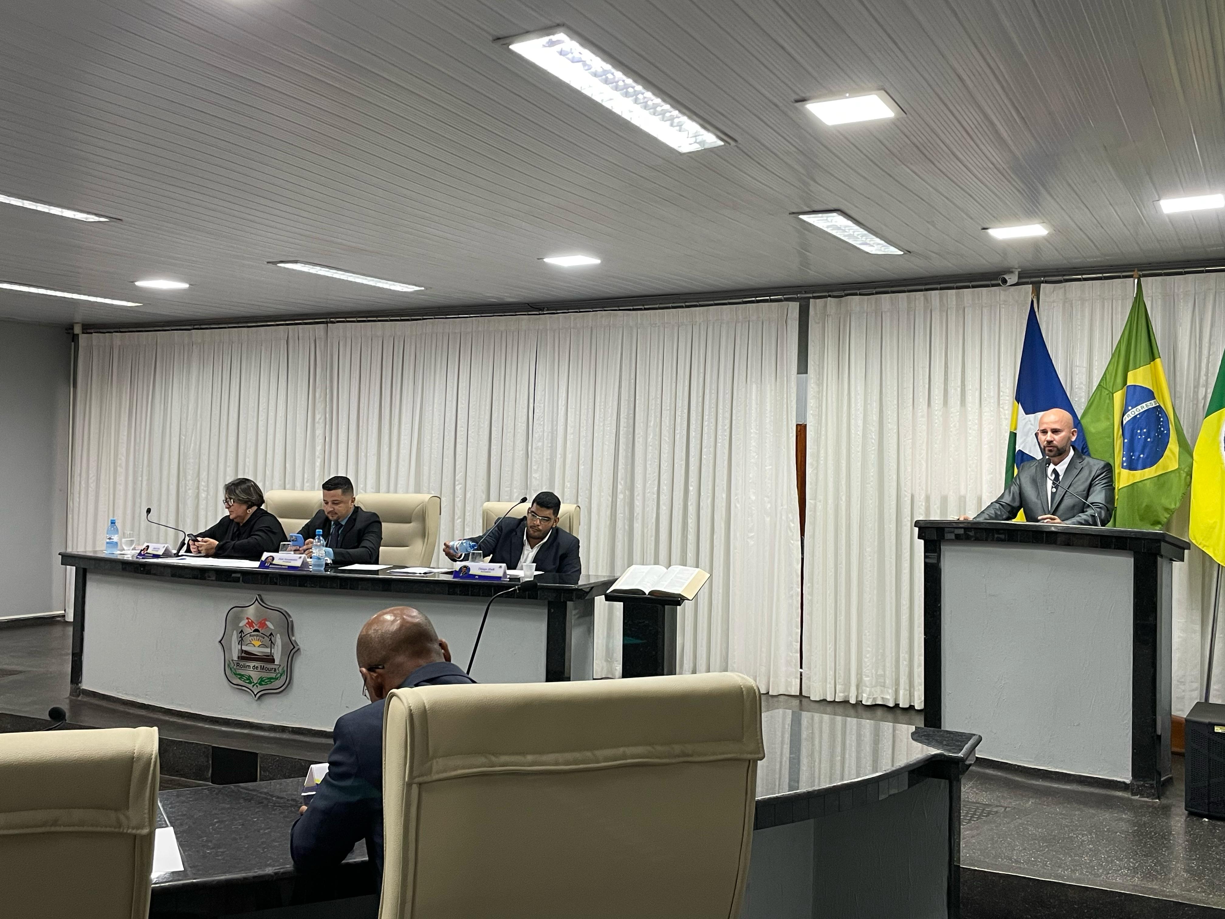 Aprovado em Sessão o Requerimento do vereador Edinho solicitando Dispensação de Medicamentos na UPA de Rolim de Moura