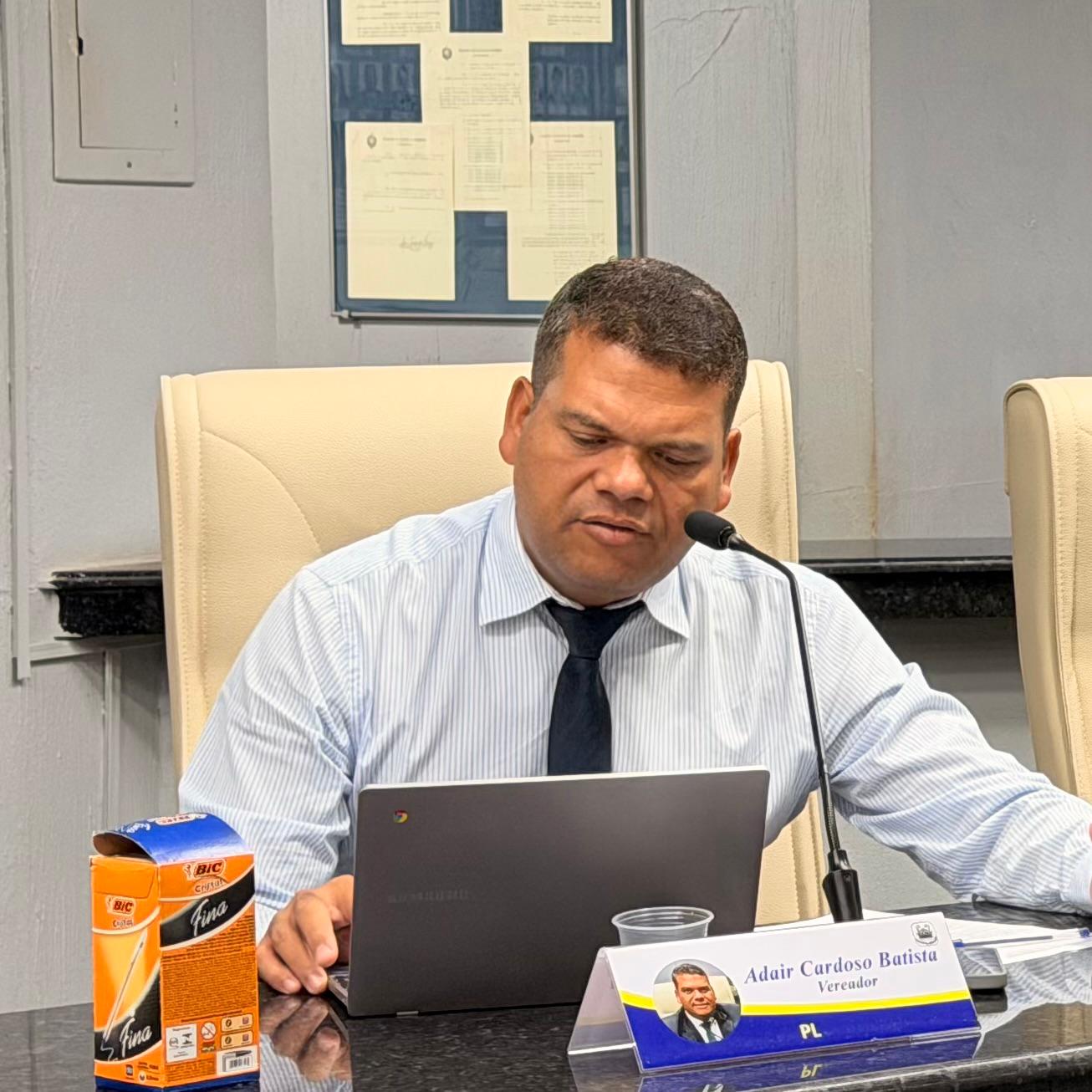 Vereador Adair encaminha ao Executivo vários pedidos em benefício aos comerciantes do camelódromo, com objetivo de promover melhorias e segurança da comunidade