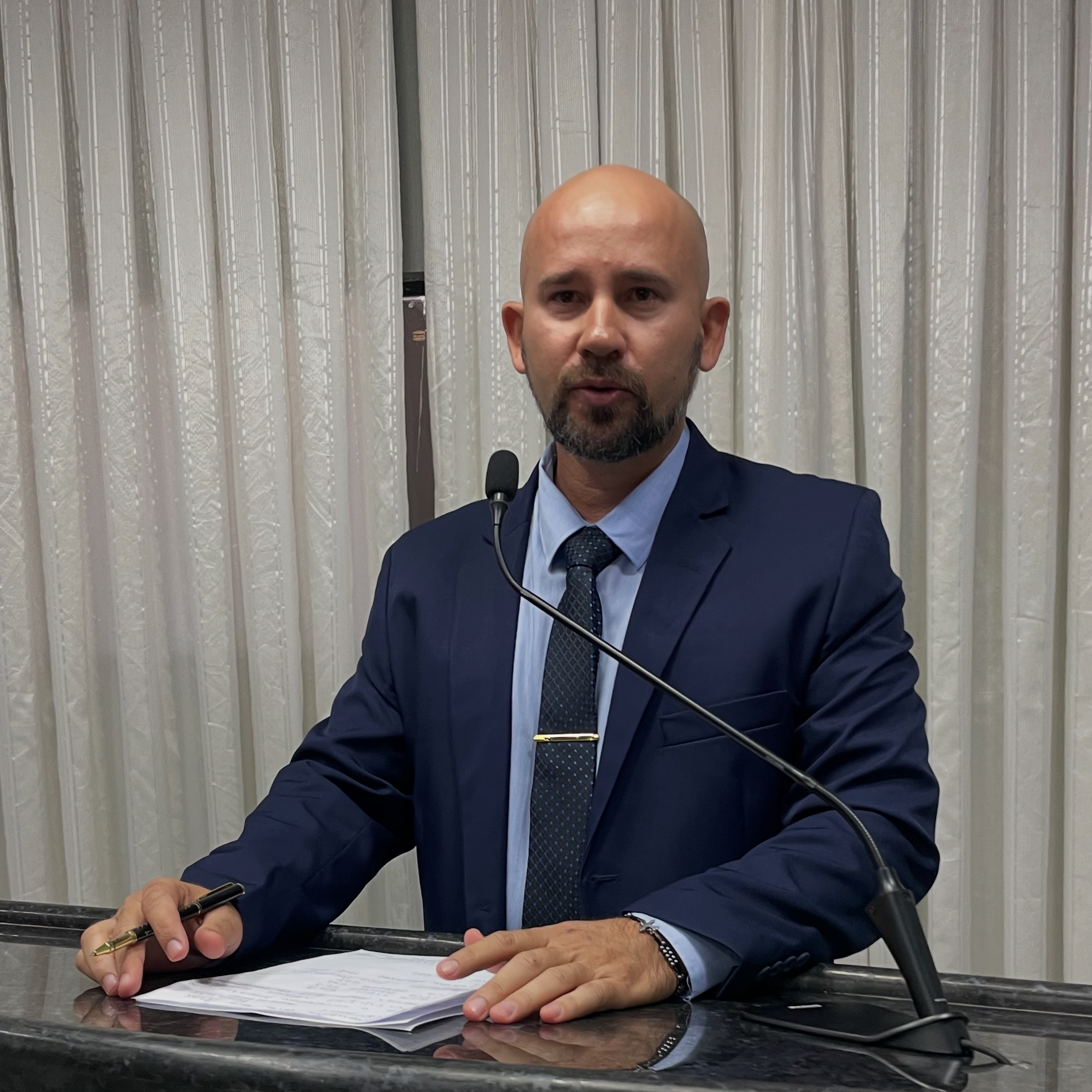 Vereador Edinho apresenta anteprojeto para regular o uso das ambulâncias municipais para o transporte de pacientes da rede privada para Sistema Único de Saúde