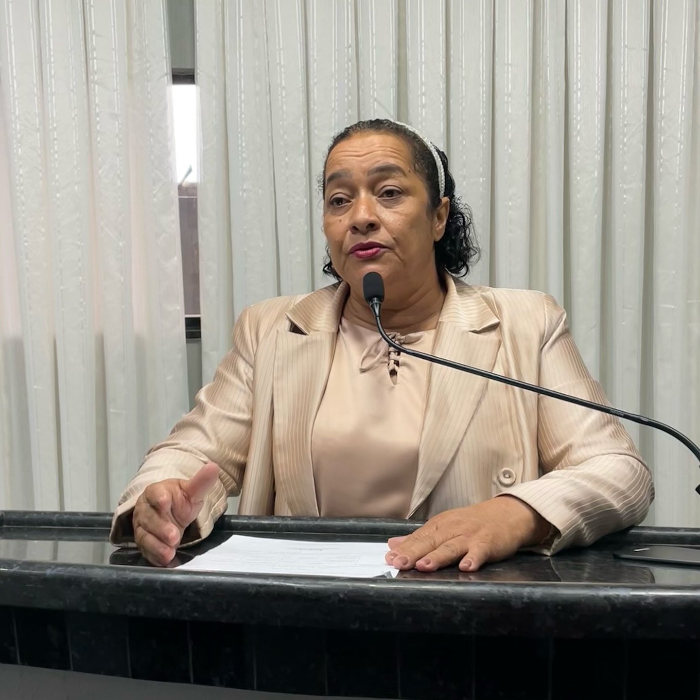 Vereadora Cida da Saúde solicita melhorias no Travessão do Caju