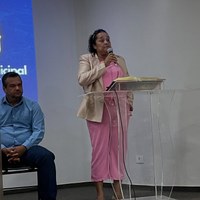 Vereadora Cida da Saúde solicita obras de drenagem em ruas e avenidas no centro da cidade 