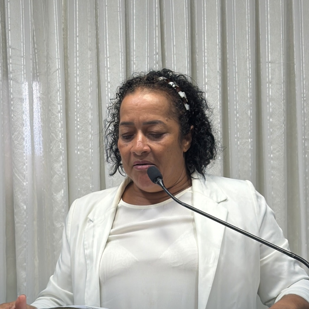 Vereadora Cida propõe estudo para reajuste do auxílio-estágio na área da saúde em Rolim de Moura