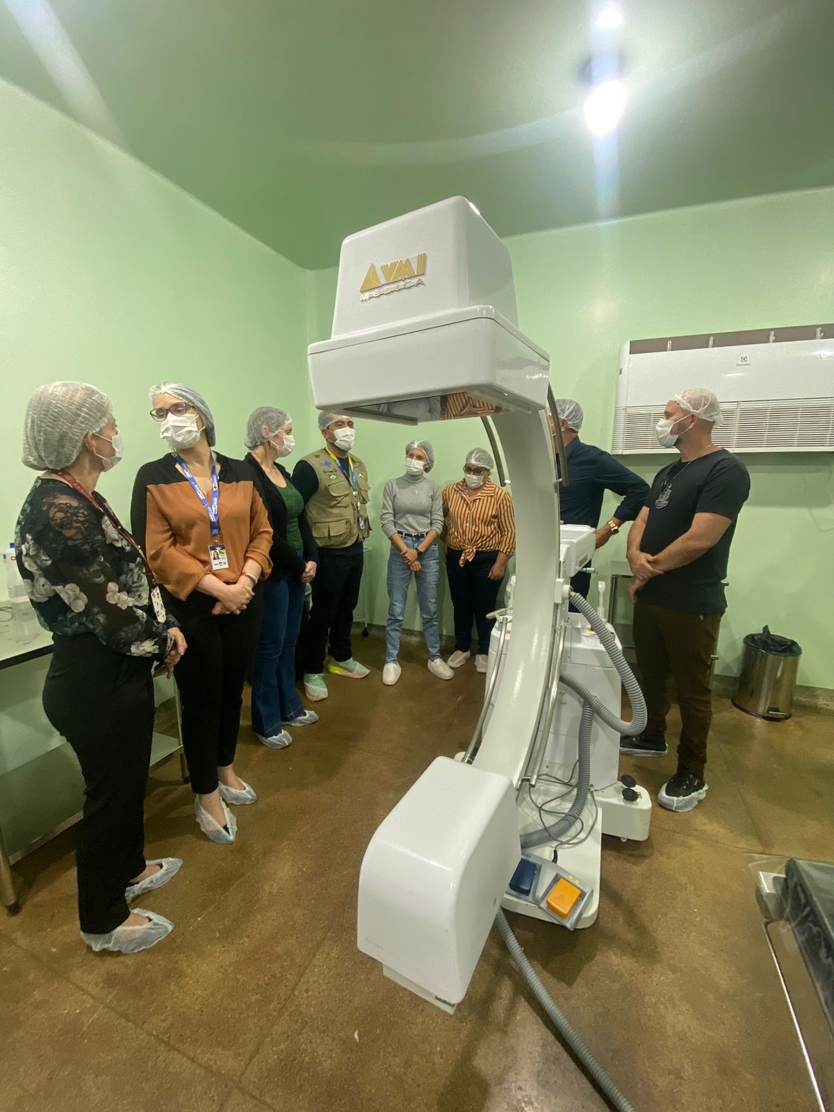 Vereadora Janete Lins comemora chegada de Arco Cirúrgico ao Hospital Municipal de Rolim de Moura