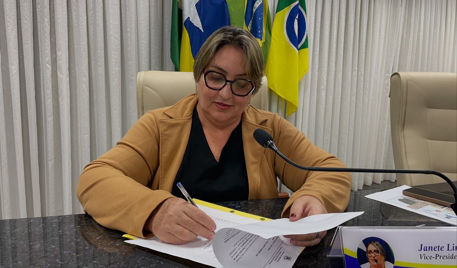 Vereadora Janete Lins propõe criação de Seminário anual de capacitação e inovação no agronegócio em Rolim de Moura