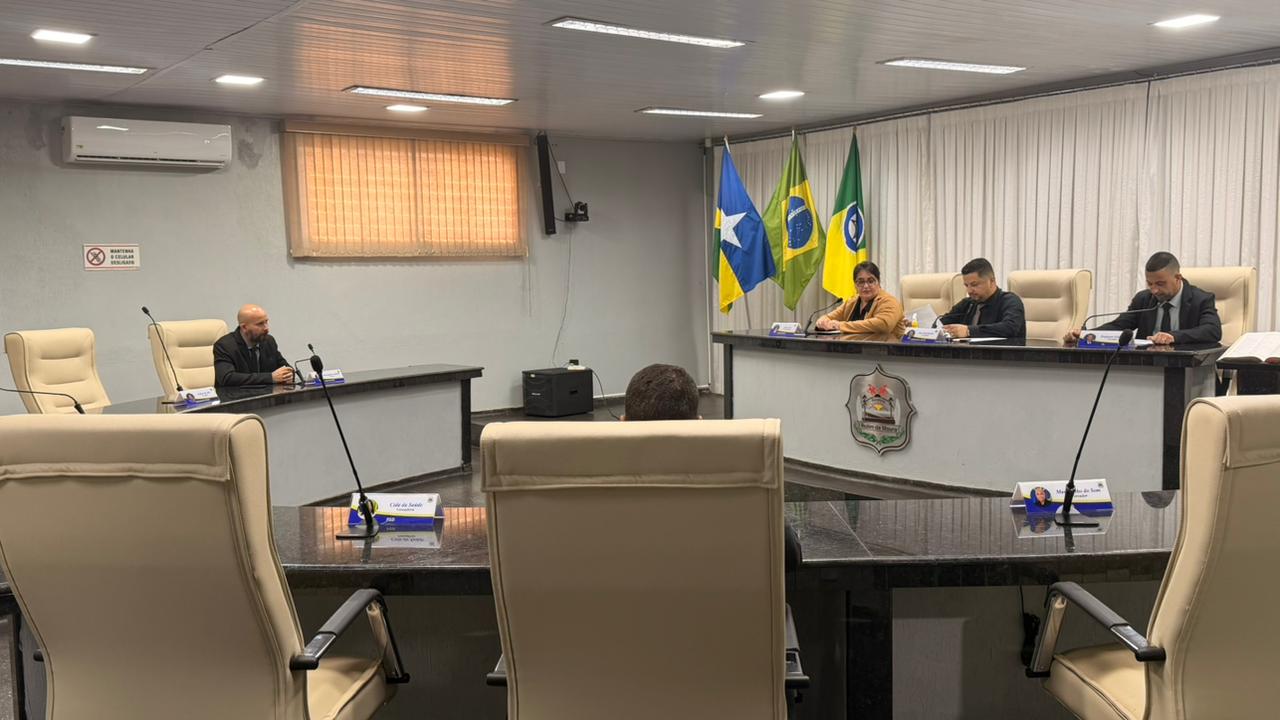 Vereadores aprovam em Sessão Extraordinária projetos que garantem investimentos em educação, saúde, agricultura e infraestrutura em Rolim de Moura